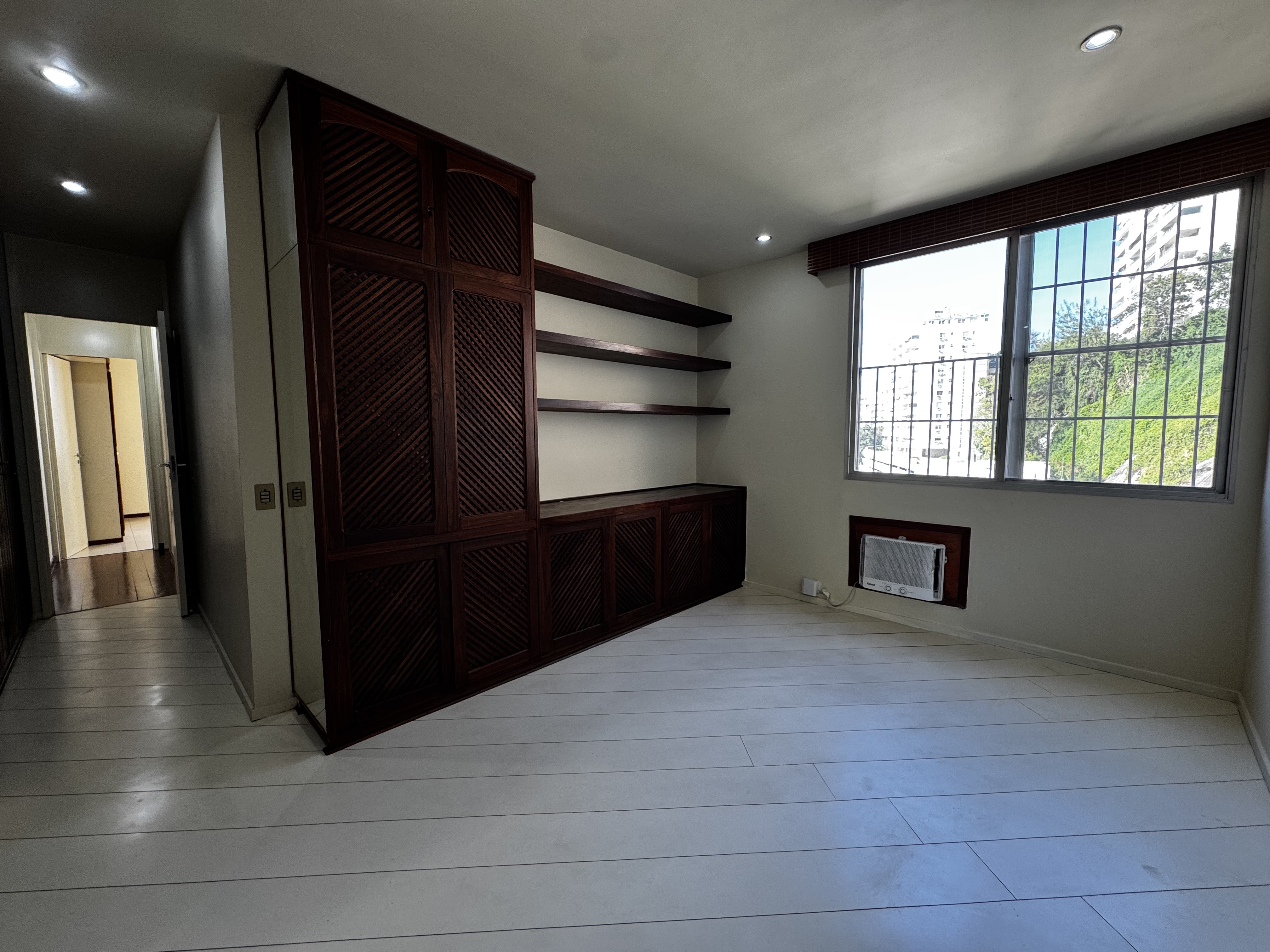 Imagem Apartamento com 3 Quartos à Venda, 150 m² em Laranjeiras - Rio de Janeiro