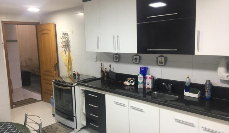 Imagem Casa com 4 Quartos à Venda, 380 m² em Tanque - Rio de Janeiro Imagem Casa com 4 Quartos à Venda, 380 m² em Tanque - Rio de Janeiro