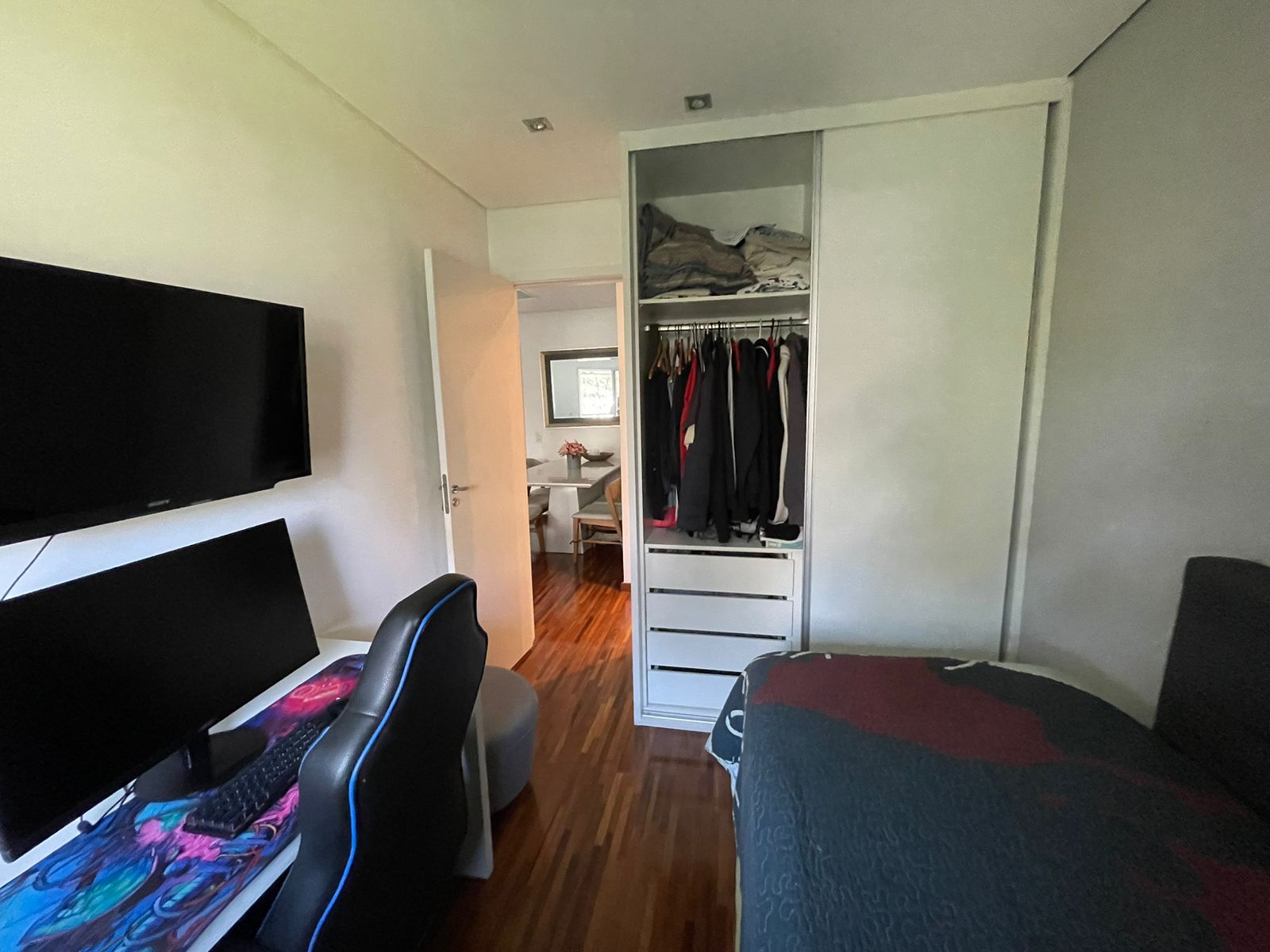 Imagem Apartamento com 3 Quartos à Venda, 77 m² em Jardim Ester - São Paulo