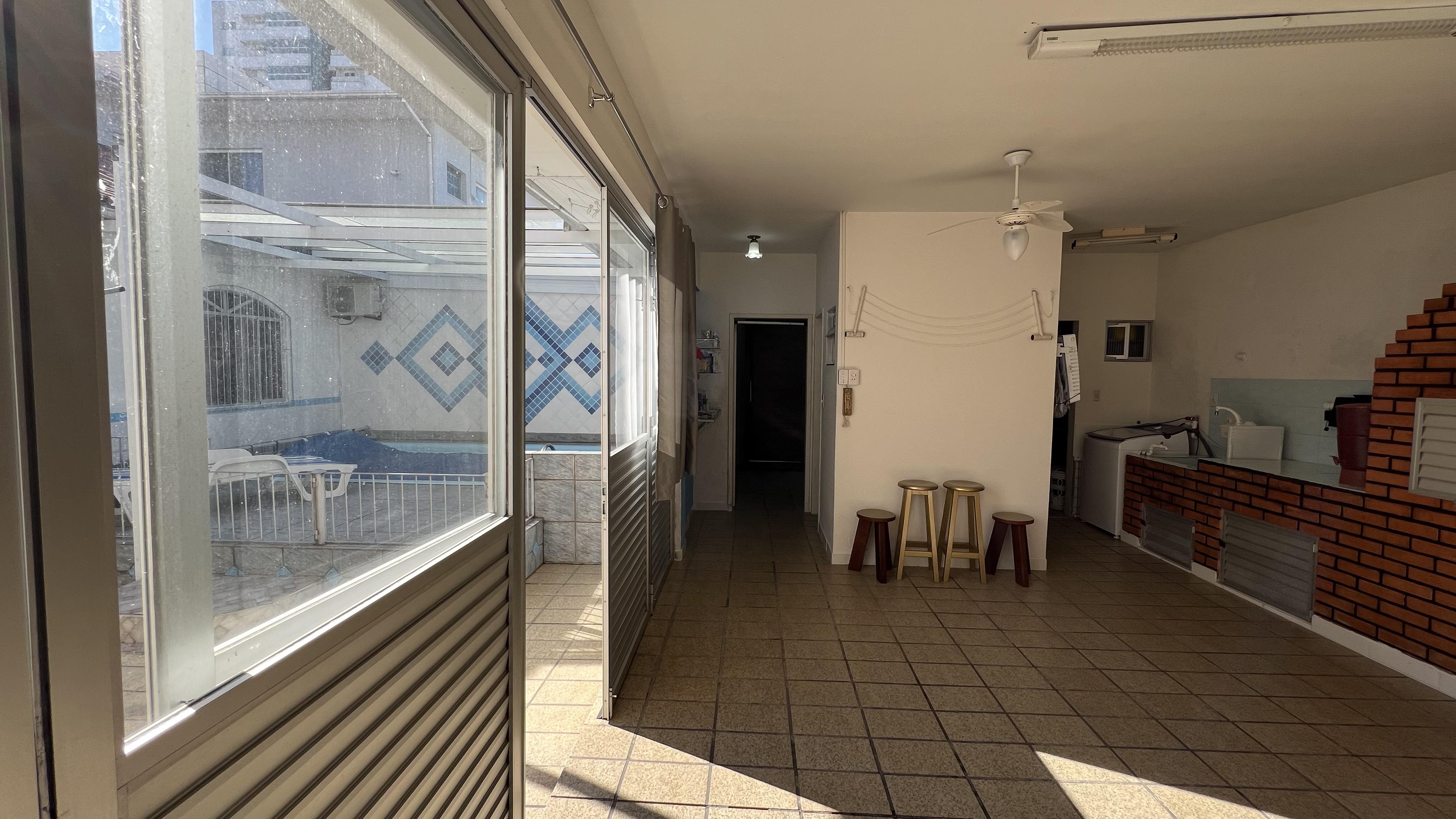 Imagem Casa com 3 Quartos à Venda, 166 m²em Barreiros - São José