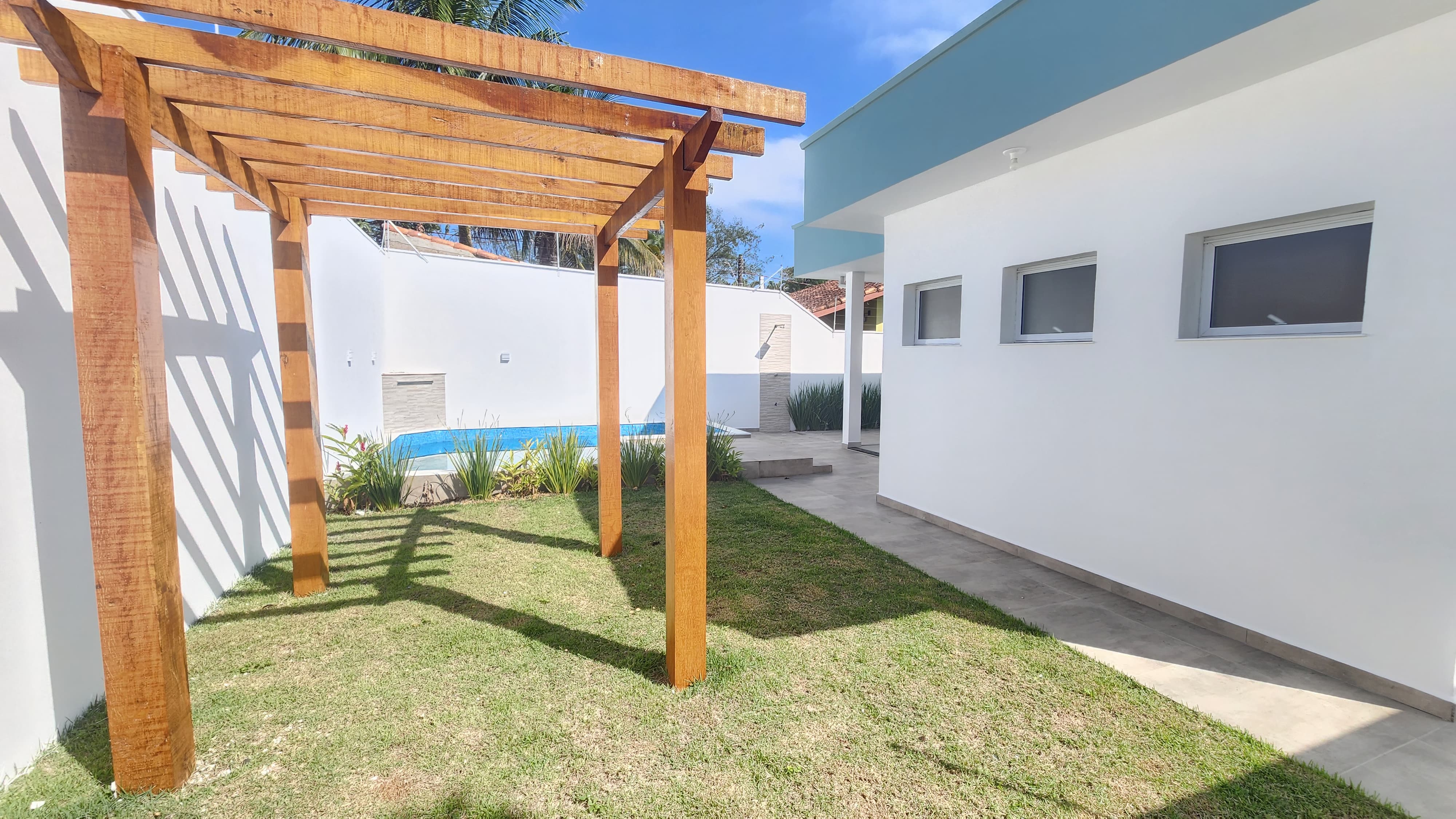 Imagem Casa com 3 Quartos à Venda, 119 m²em Balneário Santa Júlia - Itanhaém Imagem Casa com 3 Quartos à Venda, 119 m²em Balneário Santa Júlia - Itanhaém