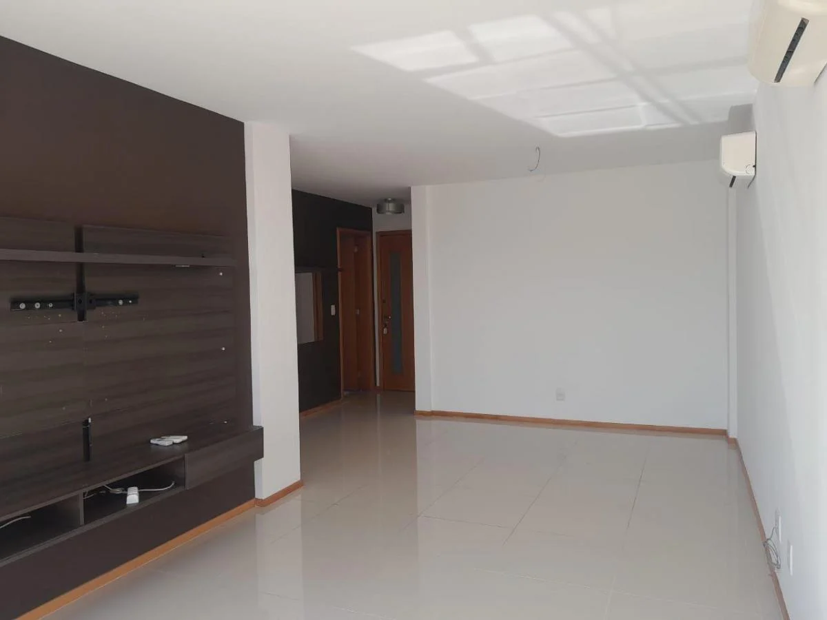 Imagem Cobertura com 3 Quartos à Venda, 210 m²em Camboinhas - Niterói Imagem Cobertura com 3 Quartos à Venda, 210 m²em Camboinhas - Niterói