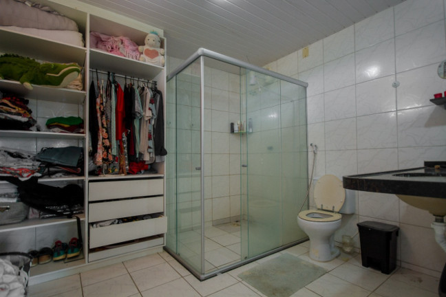 Imagem Sobrado com 5 Quartos à Venda,  em Cocó - Fortaleza
