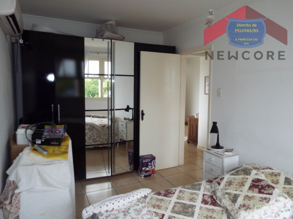 Imagem Apartamento com 2 Quartos à Venda, 44 m² em Centro - Pelotas