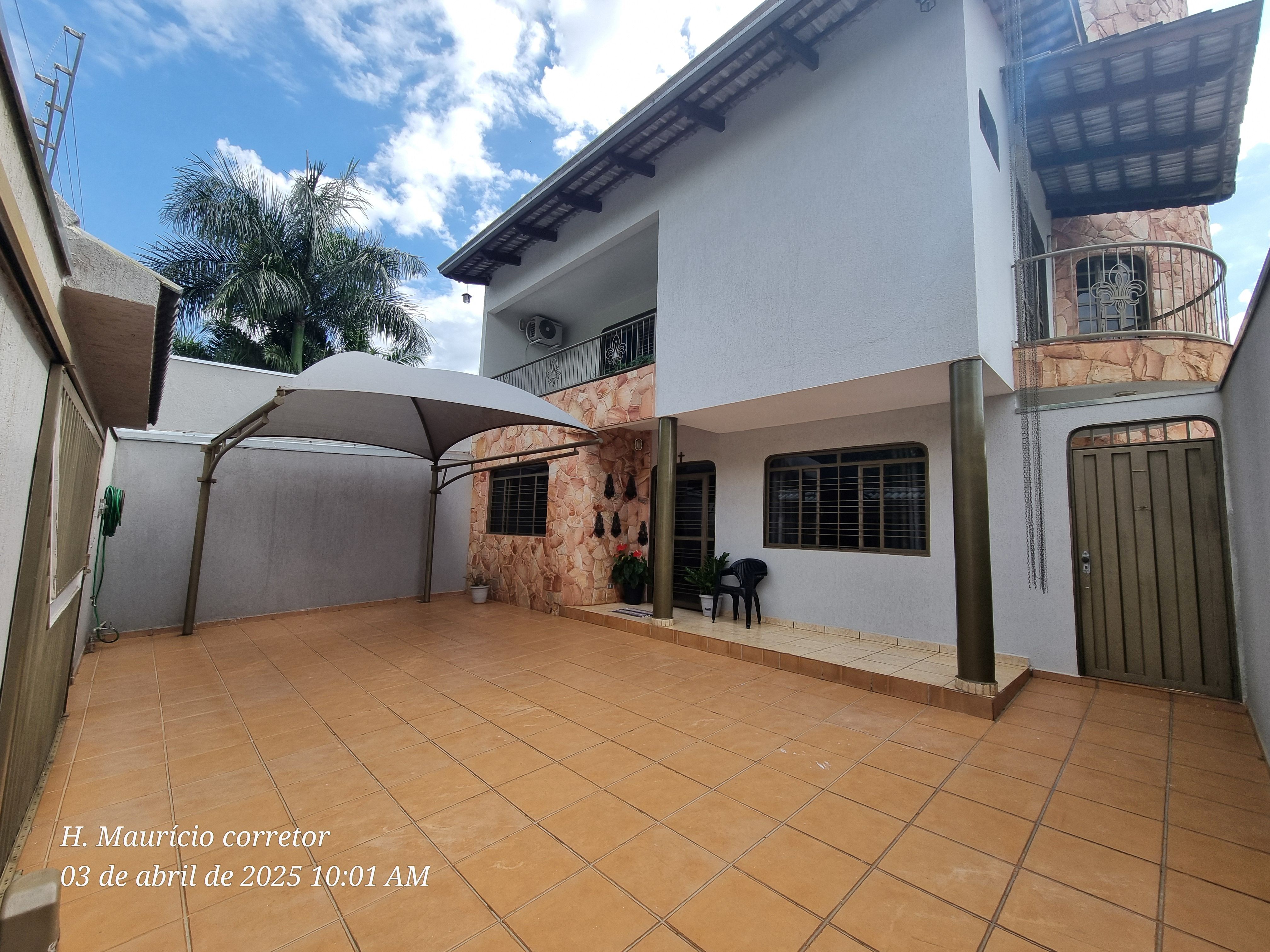 Imagem Sobrado com 4 Quartos à Venda, 250 m² em Setor Jaó - Goiânia Imagem Sobrado com 4 Quartos à Venda, 250 m² em Setor Jaó - Goiânia