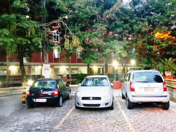 Imagem Apartamento com 2 Quartos à Venda, 45 m² em Fátima - Niterói