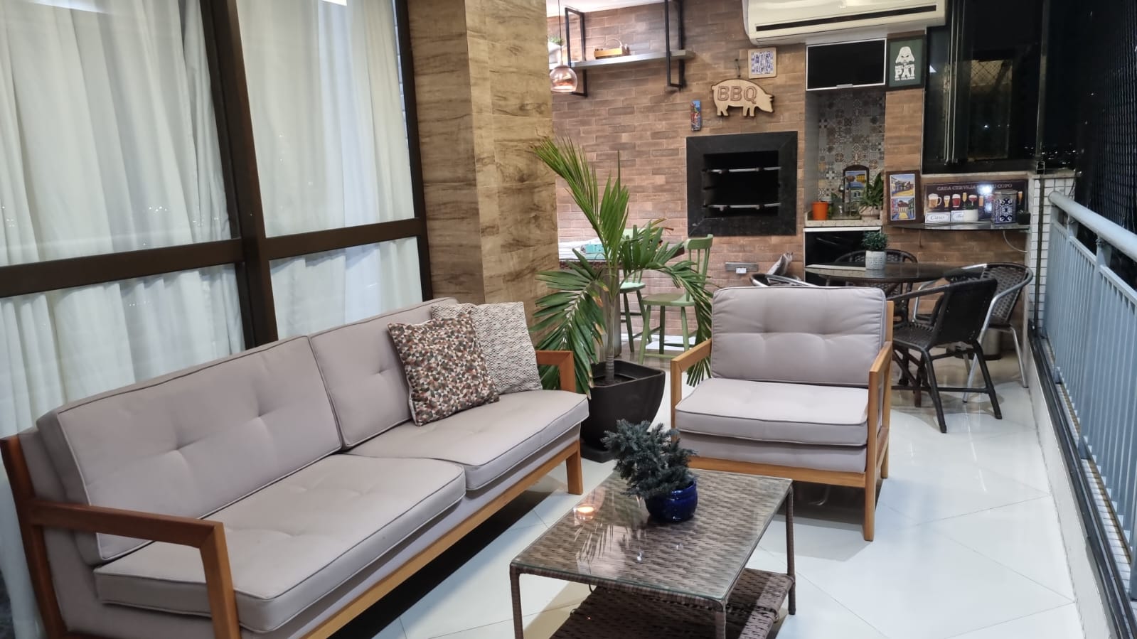 Apartamento com 3 Quartos para Alugar, 172 m²em Nazaré - Belém