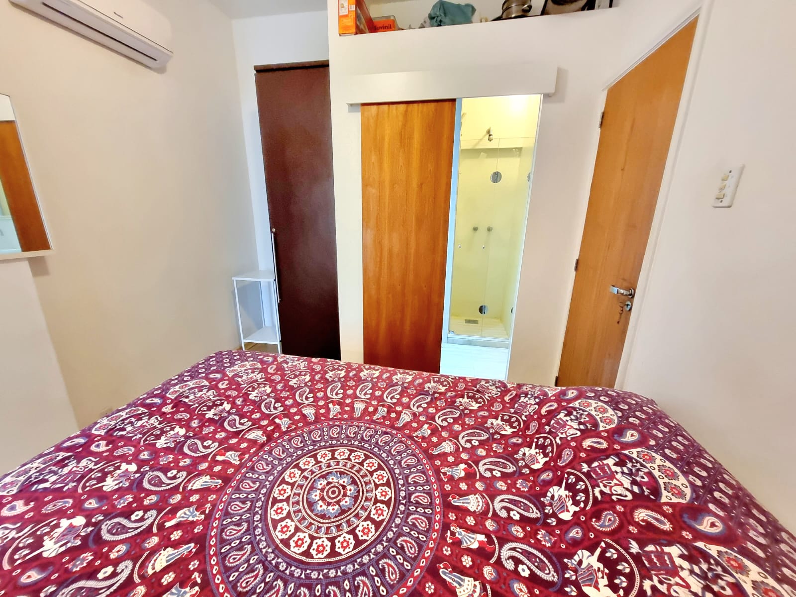Imagem Apartamento com 2 Quartos à Venda, 65 m²em Leblon - Rio de Janeiro Imagem Apartamento com 2 Quartos à Venda, 65 m²em Leblon - Rio de Janeiro