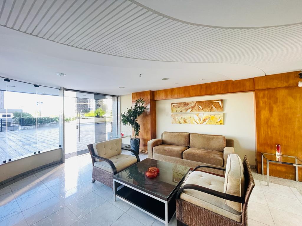 Imagem Apartamento com 4 Quartos à Venda, 221 m²em Candelária - Natal