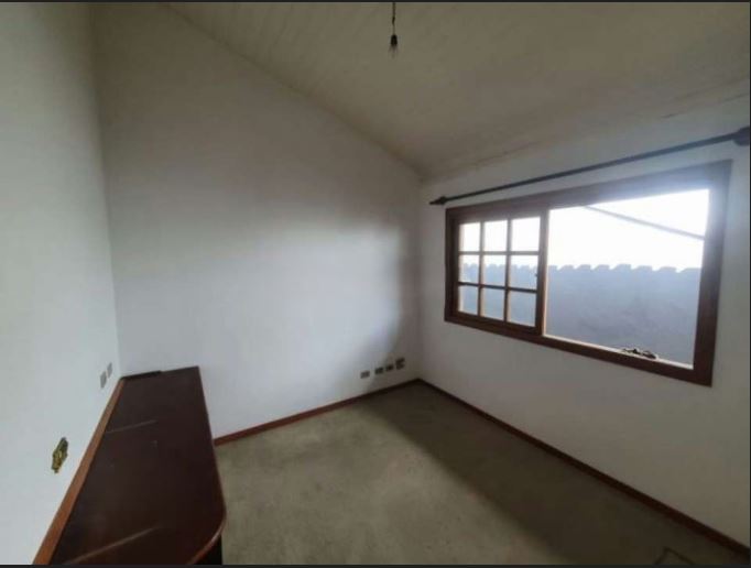 Imagem Casa com 5 Quartos à Venda, 472 m²em Alphaville - Santana de Parnaíba Imagem Casa com 5 Quartos à Venda, 472 m²em Alphaville - Santana de Parnaíba