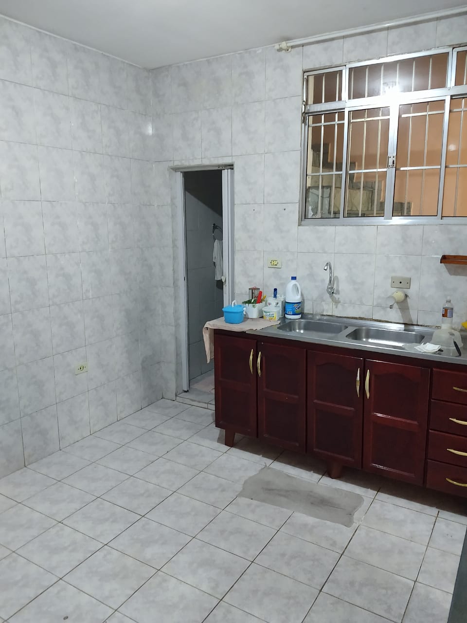 Imagem Sobrado com 3 Quartos à Venda, 220 m²em Jardim Maria Rosa - Taboão da Serra