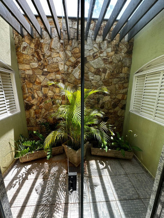 Imagem Casa com 3 Quartos à Venda, em Planalto - Araçatuba Imagem Casa com 3 Quartos à Venda, em Planalto - Araçatuba
