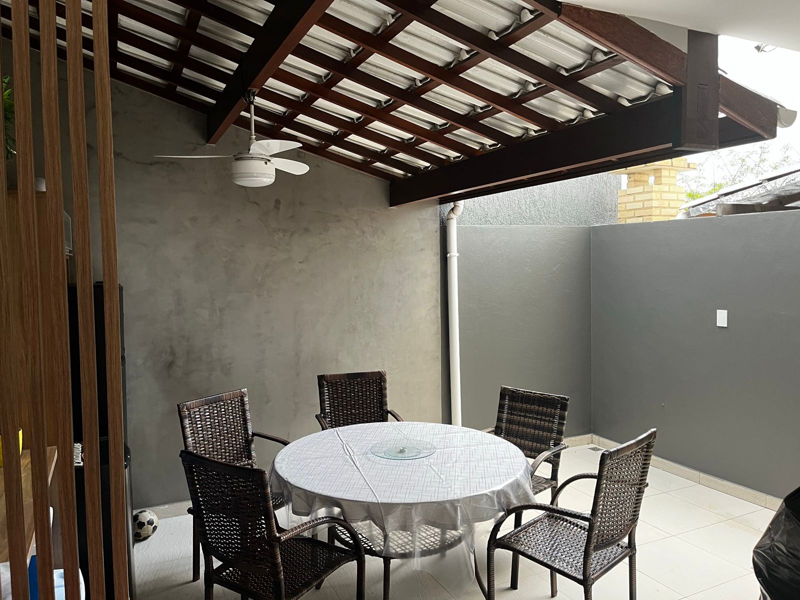 Casa com 3 Quartos à Venda, 130 m²em Parque Aurora - Campos dos Goytacazes