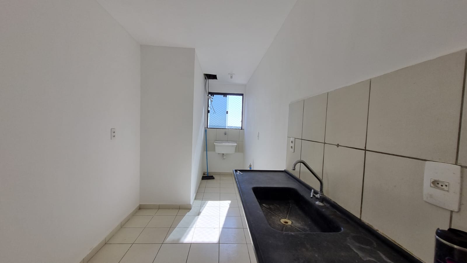Imagem Apartamento com 2 Quartos à Venda, 51 m²em Pitimbu - Natal