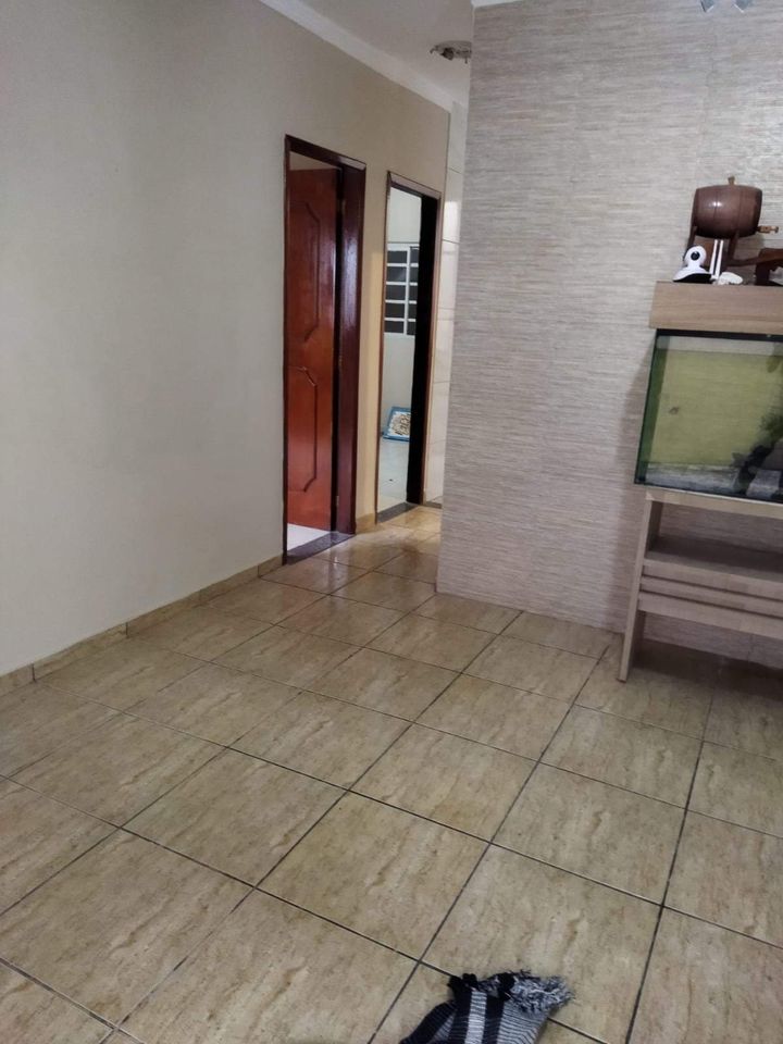 Imagem Imóvel com 2 Quartos à Venda, 120 m² em Bangu - Rio de Janeiro Imagem Imóvel com 2 Quartos à Venda, 120 m² em Bangu - Rio de Janeiro