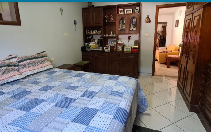 Imagem Casa com 4 Quartos à Venda, 244 m² em Vila Guedes - São Paulo Imagem Casa com 4 Quartos à Venda, 244 m² em Vila Guedes - São Paulo