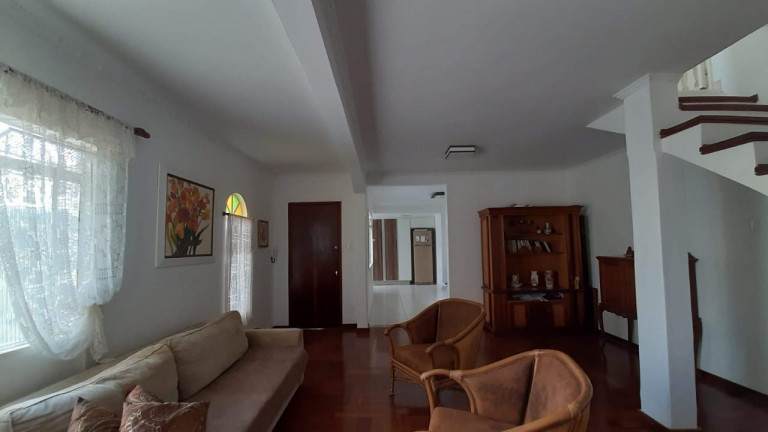 Imagem Casa com 3 Quartos à Venda, 180 m² em Parque Vivaldi Leite Ribeiro - Poços De Caldas Imagem Casa com 3 Quartos à Venda, 180 m² em Parque Vivaldi Leite Ribeiro - Poços De Caldas