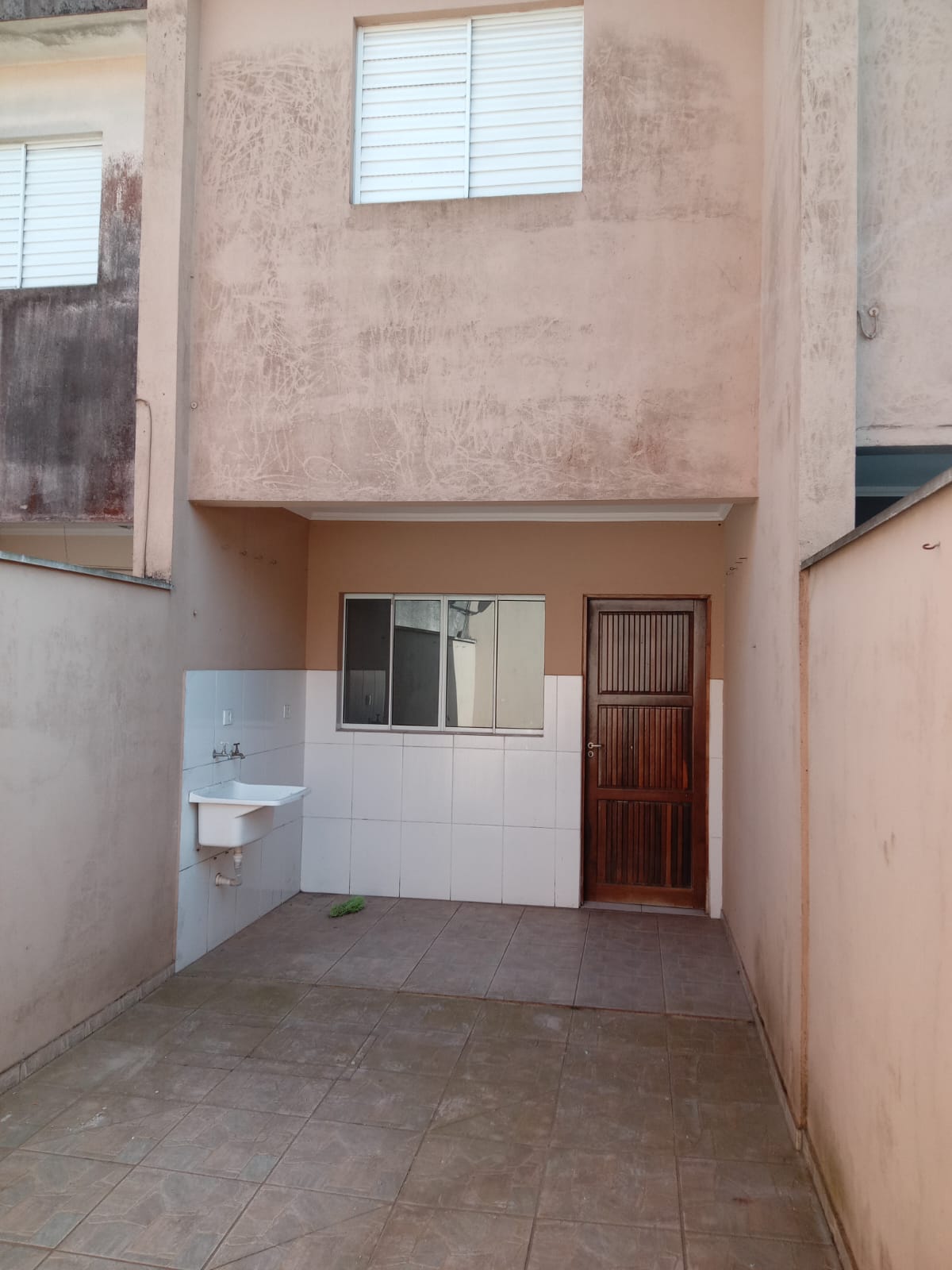 Imagem Sobrado com 3 Quartos à Venda, 120 m²em Jardim Santo André - Santo André Imagem Sobrado com 3 Quartos à Venda, 120 m²em Jardim Santo André - Santo André