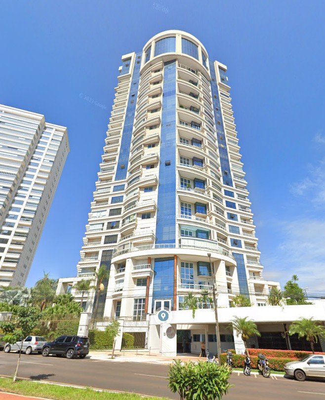 Imagem Apartamento com 3 Quartos à Venda, 215 m²em Bela Suiça - Londrina