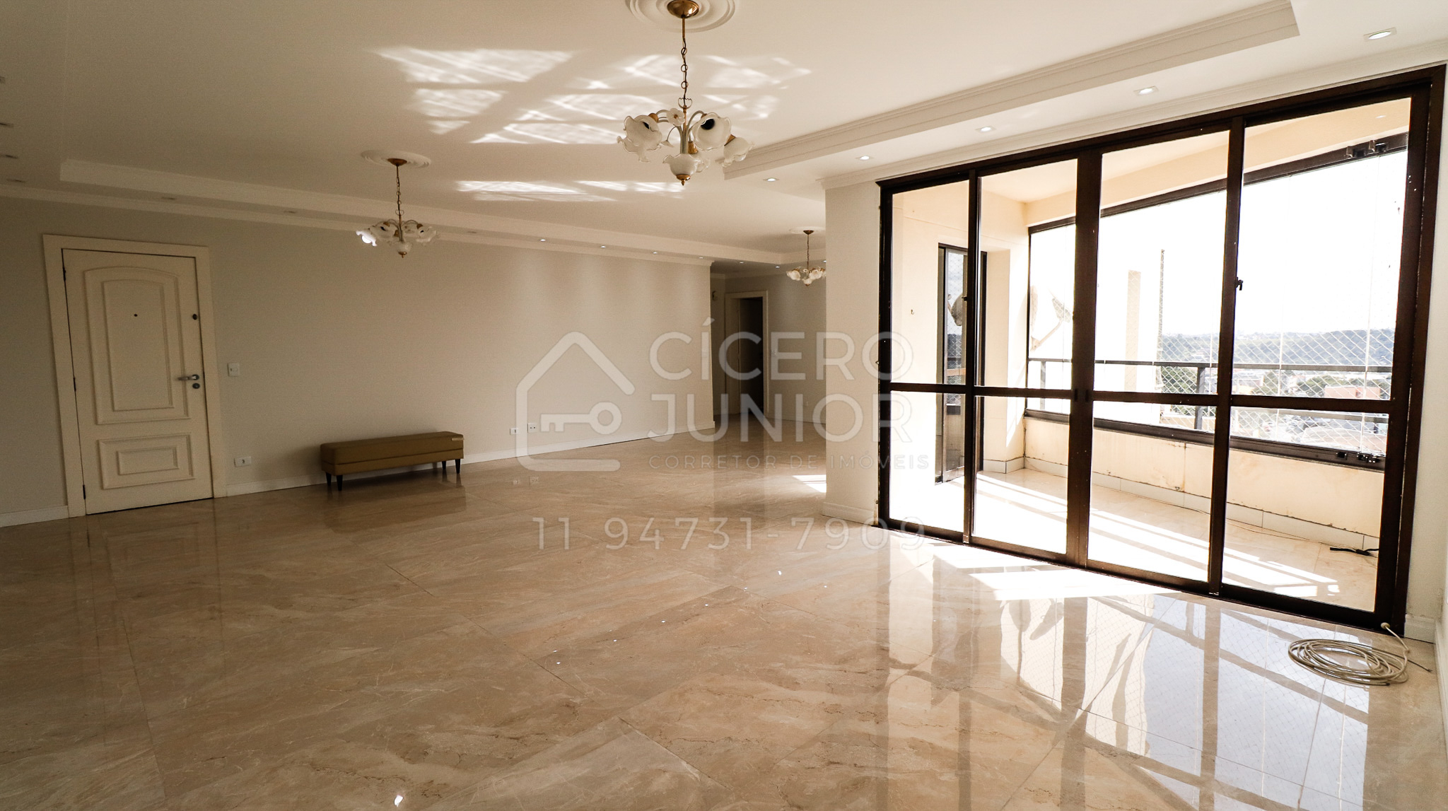 Imagem Apartamento com 3 Quartos à Venda, 198 m²em Vila Thomazina - Campo Limpo Paulista