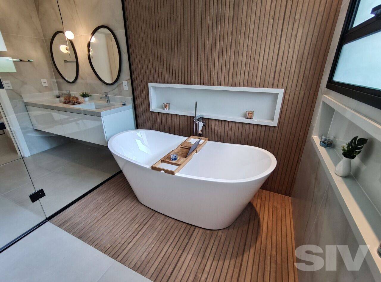 Imagem Sobrado com 5 Quartos à Venda, 370 m²em Riviera de São Lourenço - BERTIOGA