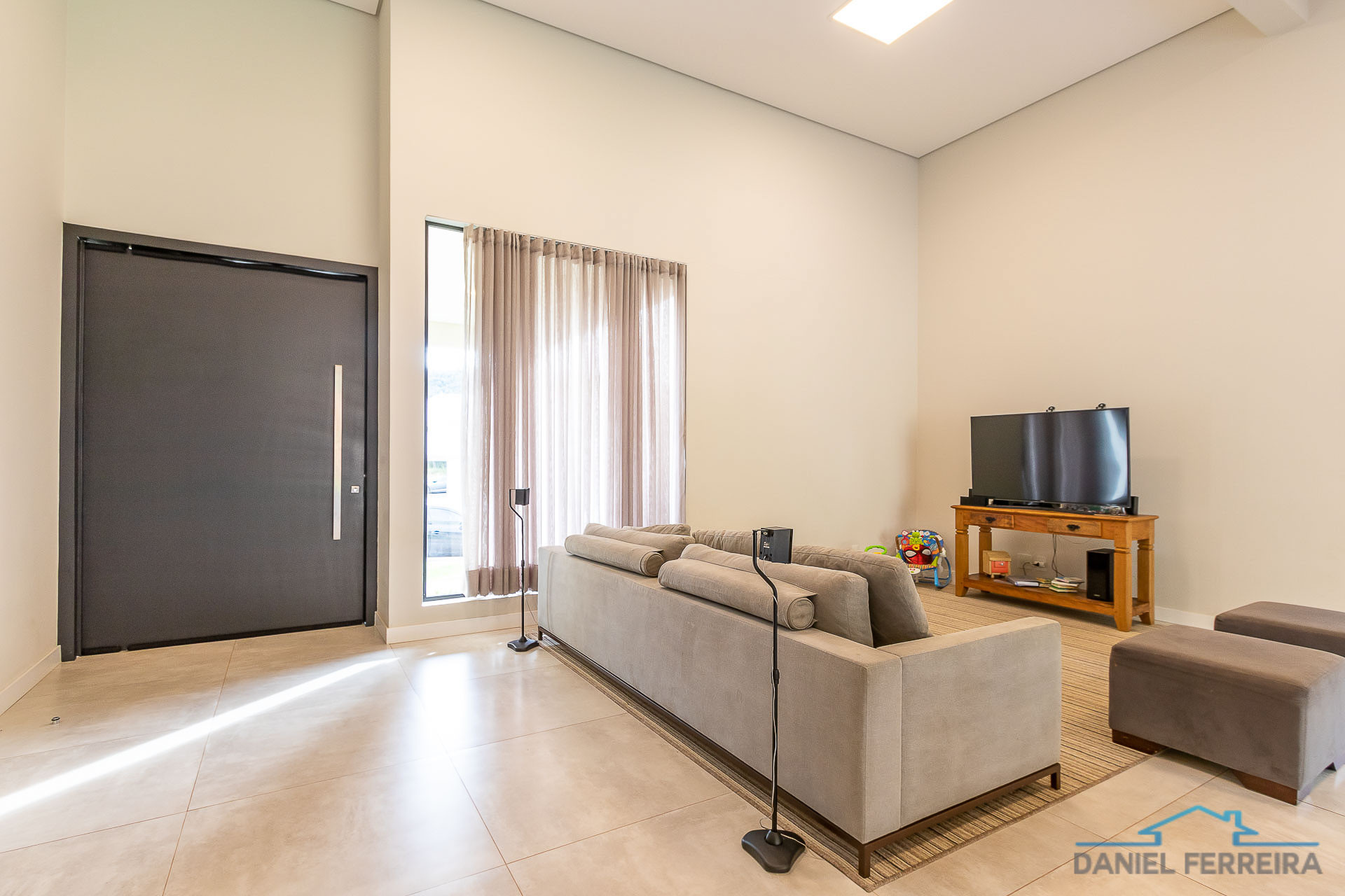 Imagem Casa de Condomínio com 3 Quartos à Venda, 240 m² em Setor Habitacional Tororó (Jardim Botânico) - Brasília Imagem Casa de Condomínio com 3 Quartos à Venda, 240 m² em Setor Habitacional Tororó (Jardim Botânico) - Brasília