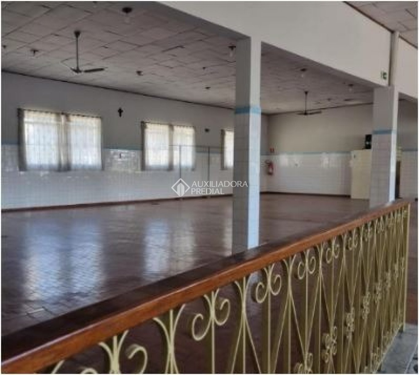Imagem Imóvel Comercial à Venda, 2.590 m² em - Imagem Imóvel Comercial à Venda, 2.590 m² em -