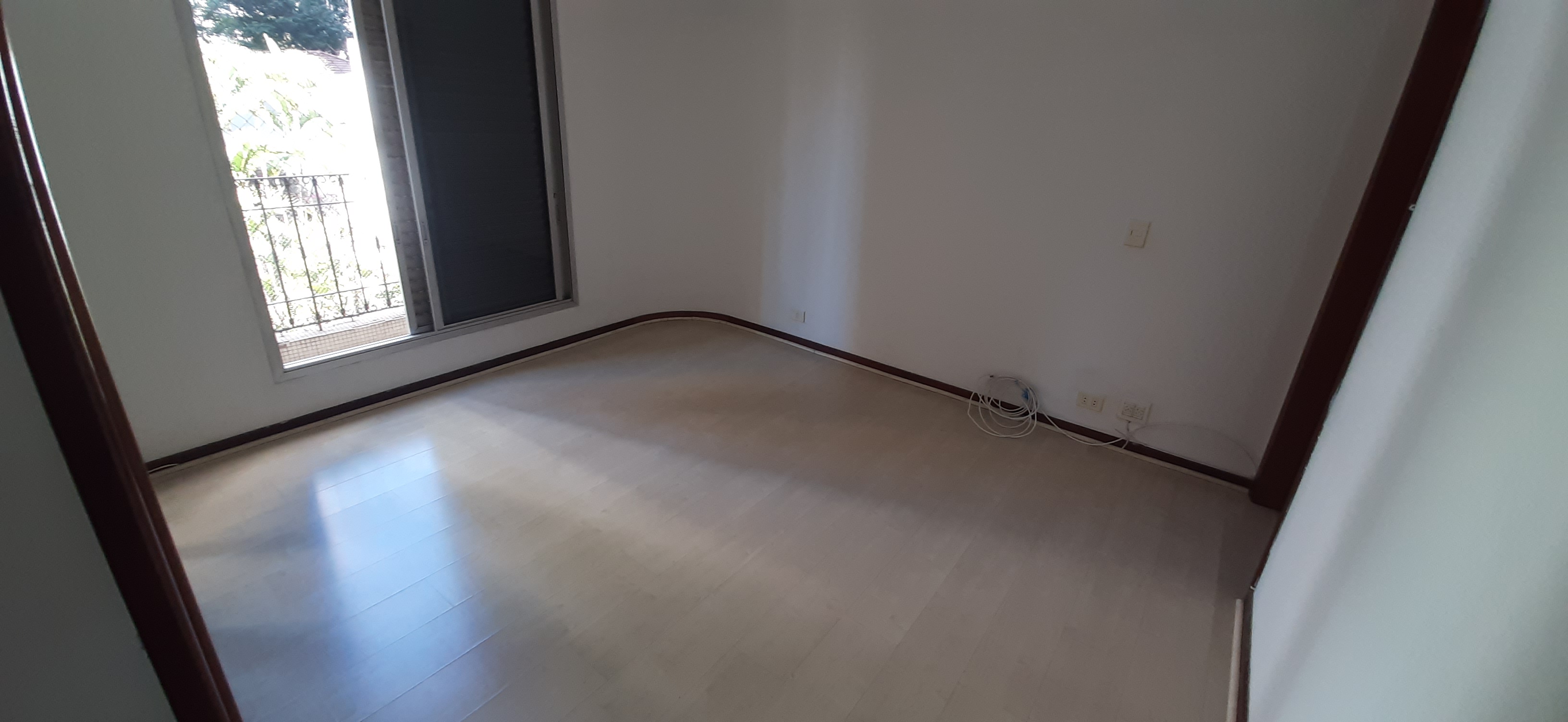 Imagem Apartamento com 4 Quartos para Alugar, 157 m²em Perdizes - São Paulo