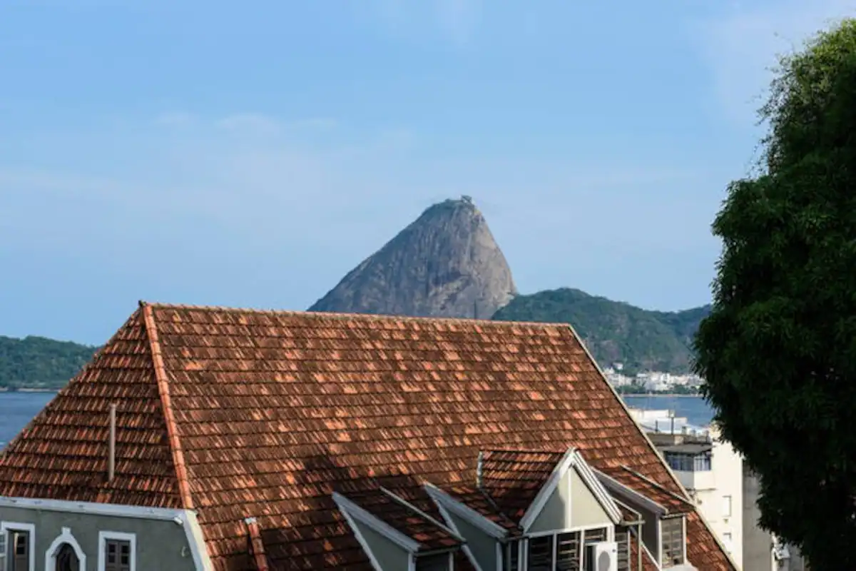 Imagem Casa com 4 Quartos à Venda, 256 m²em Glória - Rio de Janeiro Imagem Casa com 4 Quartos à Venda, 256 m²em Glória - Rio de Janeiro