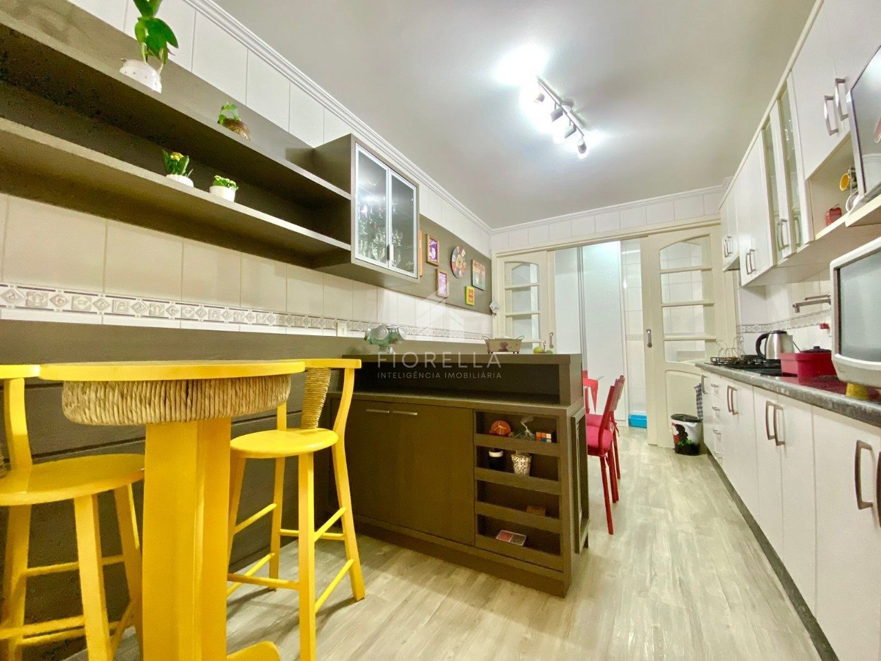 Imagem Apartamento com 2 Quartos à Venda, 64 m²em Kobrasol - São José