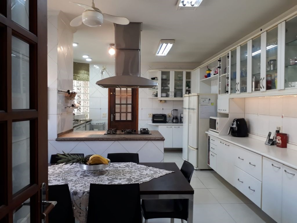 Imagem Sobrado com 4 Quartos à Venda, 286 m²em Vila Deodoro - São Paulo