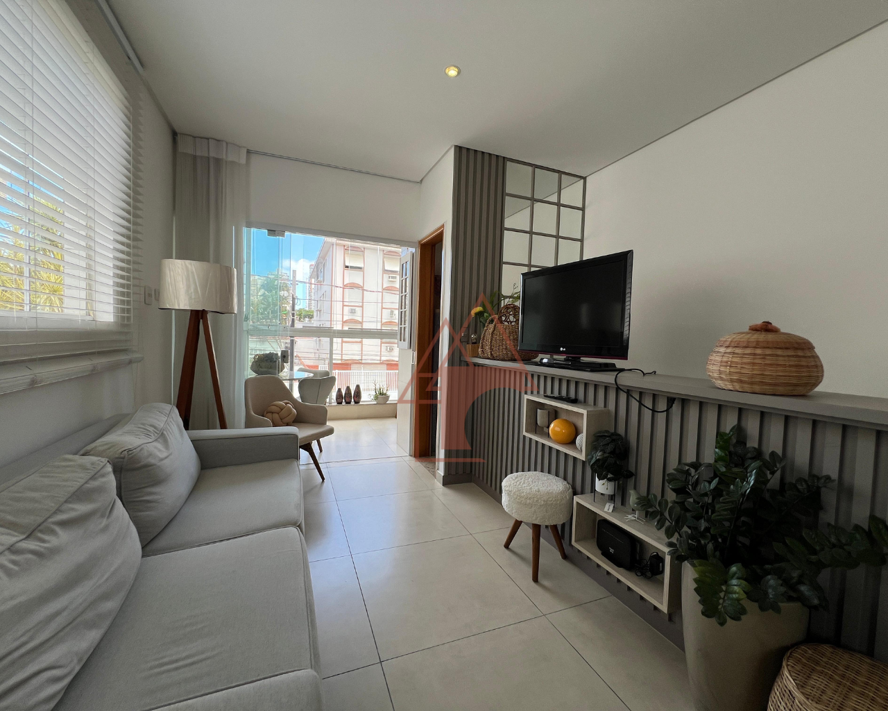 Imagem Casa com 2 Quartos à Venda, 80 m² em Embaré - Santos