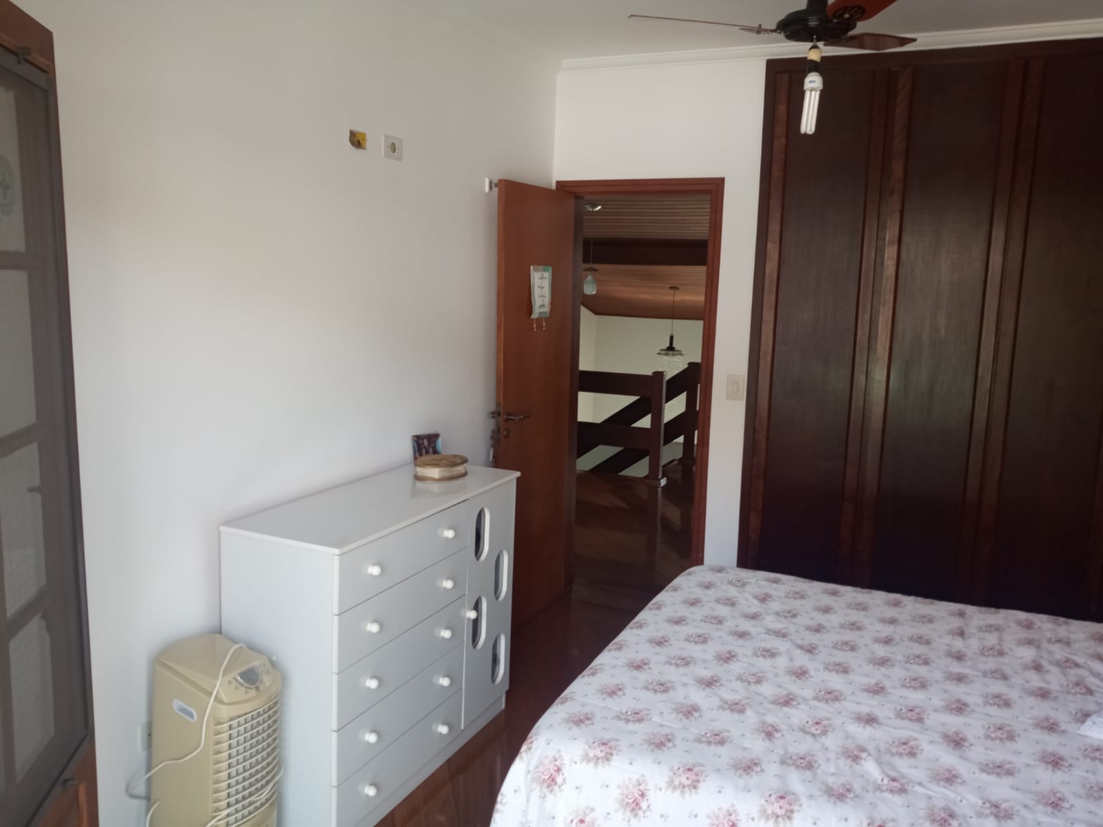 Imagem Sobrado com 4 Quartos à Venda, 332 m² em Dos Casa - São Bernardo do Campo