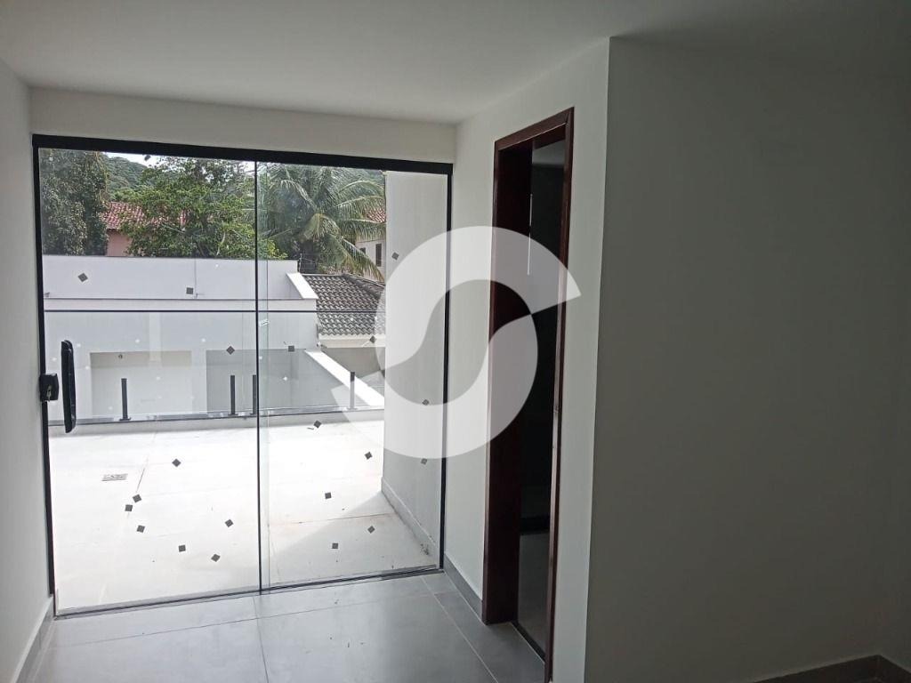 Imagem Casa com 4 Quartos à Venda, 209 m² em Itaipu - Niterói Imagem Casa com 4 Quartos à Venda, 209 m² em Itaipu - Niterói