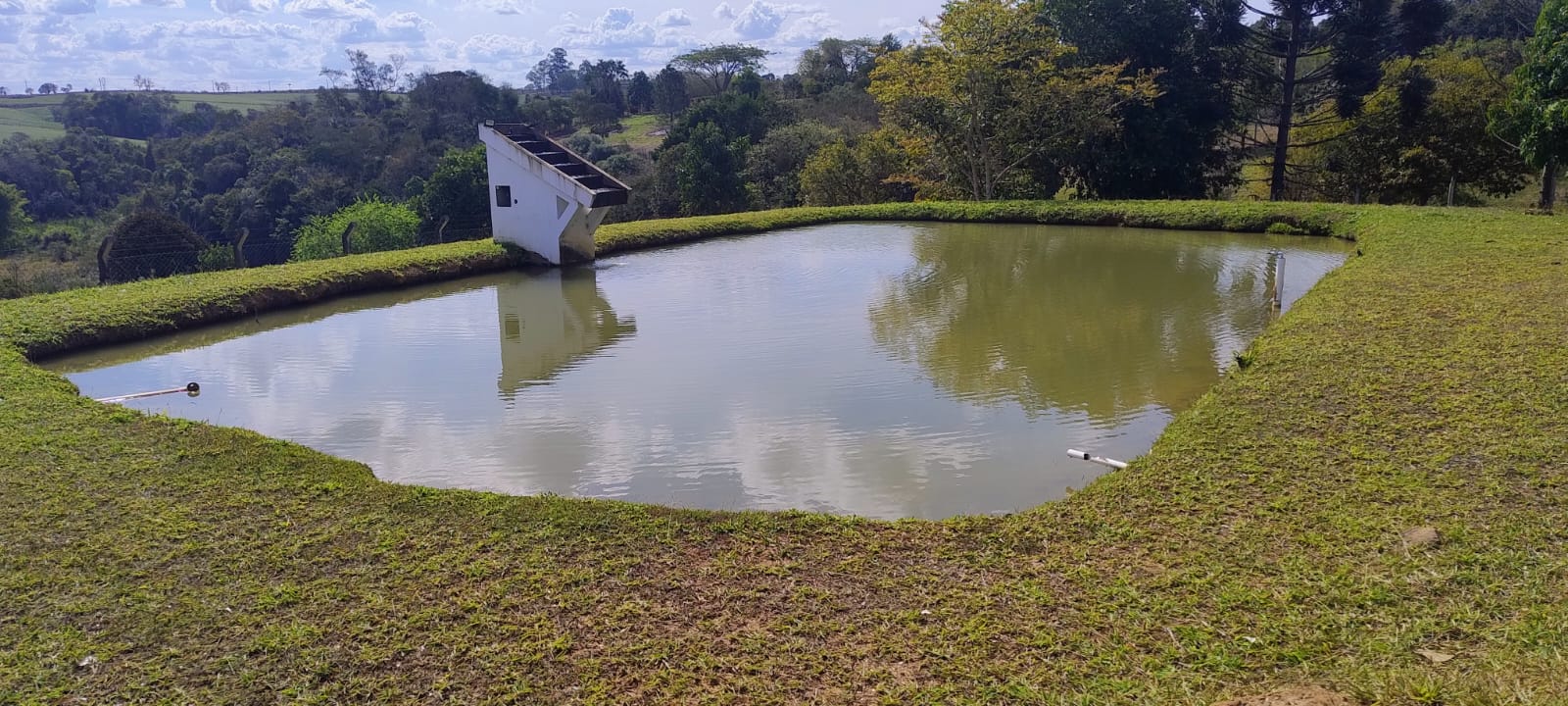 Imagem Chácara com 6 Quartos à Venda, 512 m² em rural - Araçoiaba da Serra