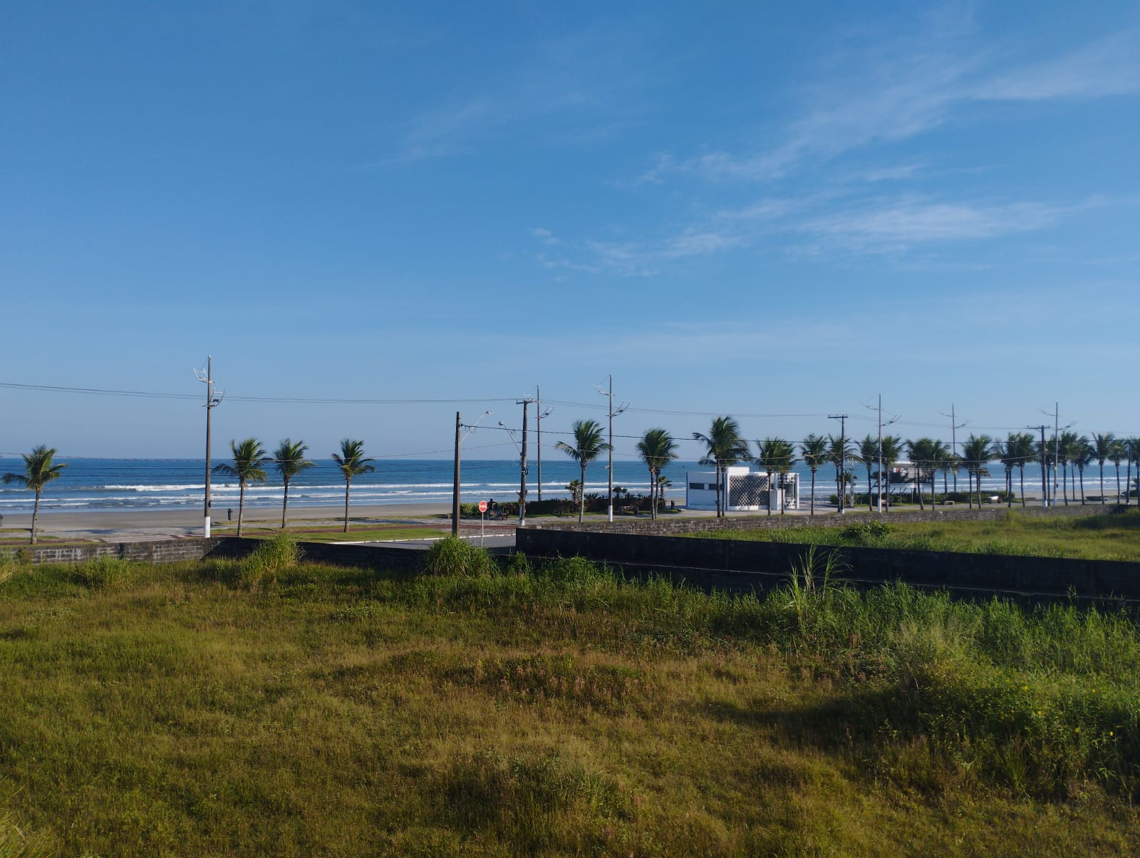 Imagem Casa com 3 Quartos à Venda, 123 m²em Solemar - Praia Grande Imagem Casa com 3 Quartos à Venda, 123 m²em Solemar - Praia Grande