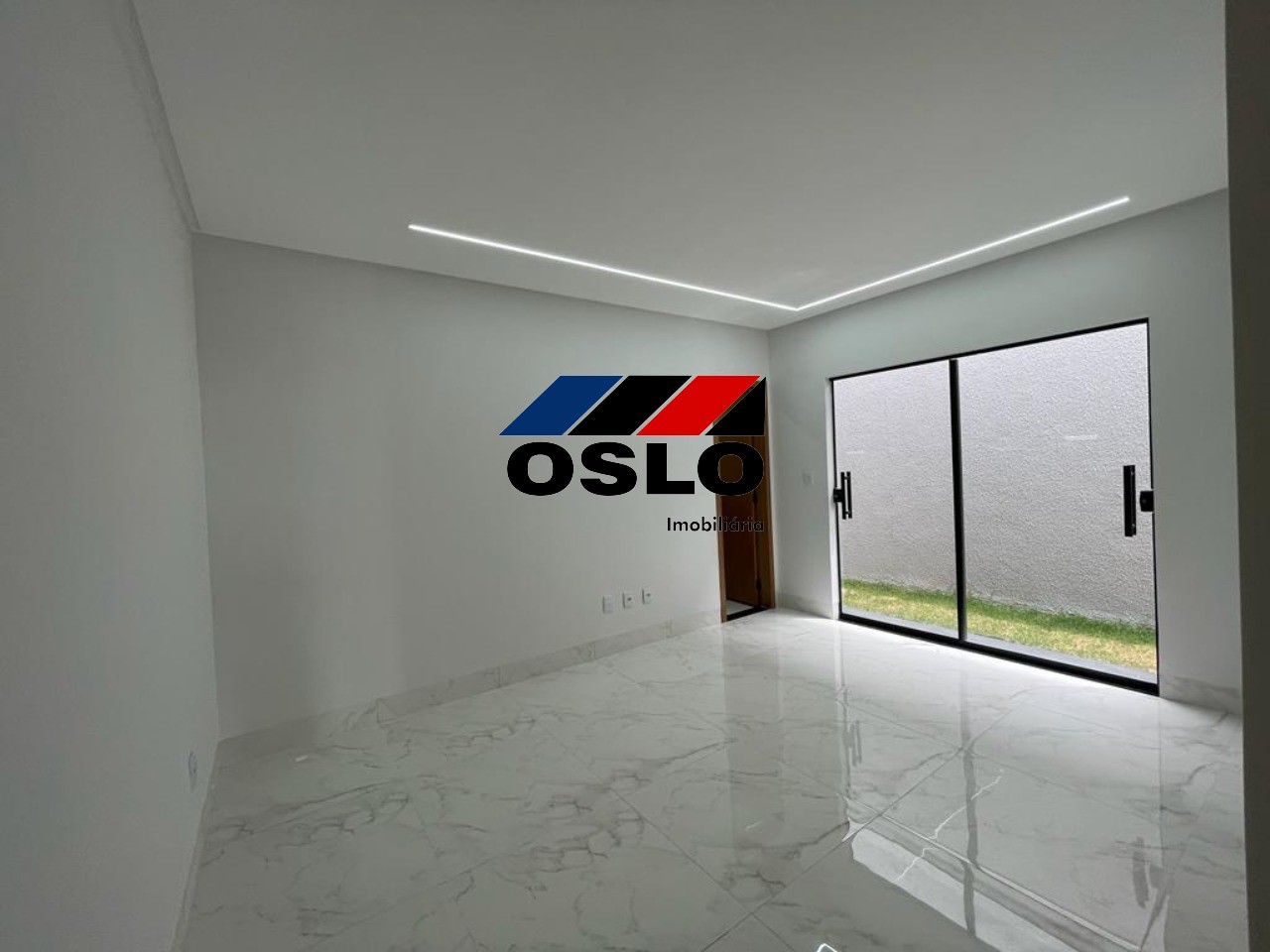Imagem Casa com 3 Quartos à Venda, 116 m²em Setor Três Marias - Goiânia Imagem Casa com 3 Quartos à Venda, 116 m²em Setor Três Marias - Goiânia
