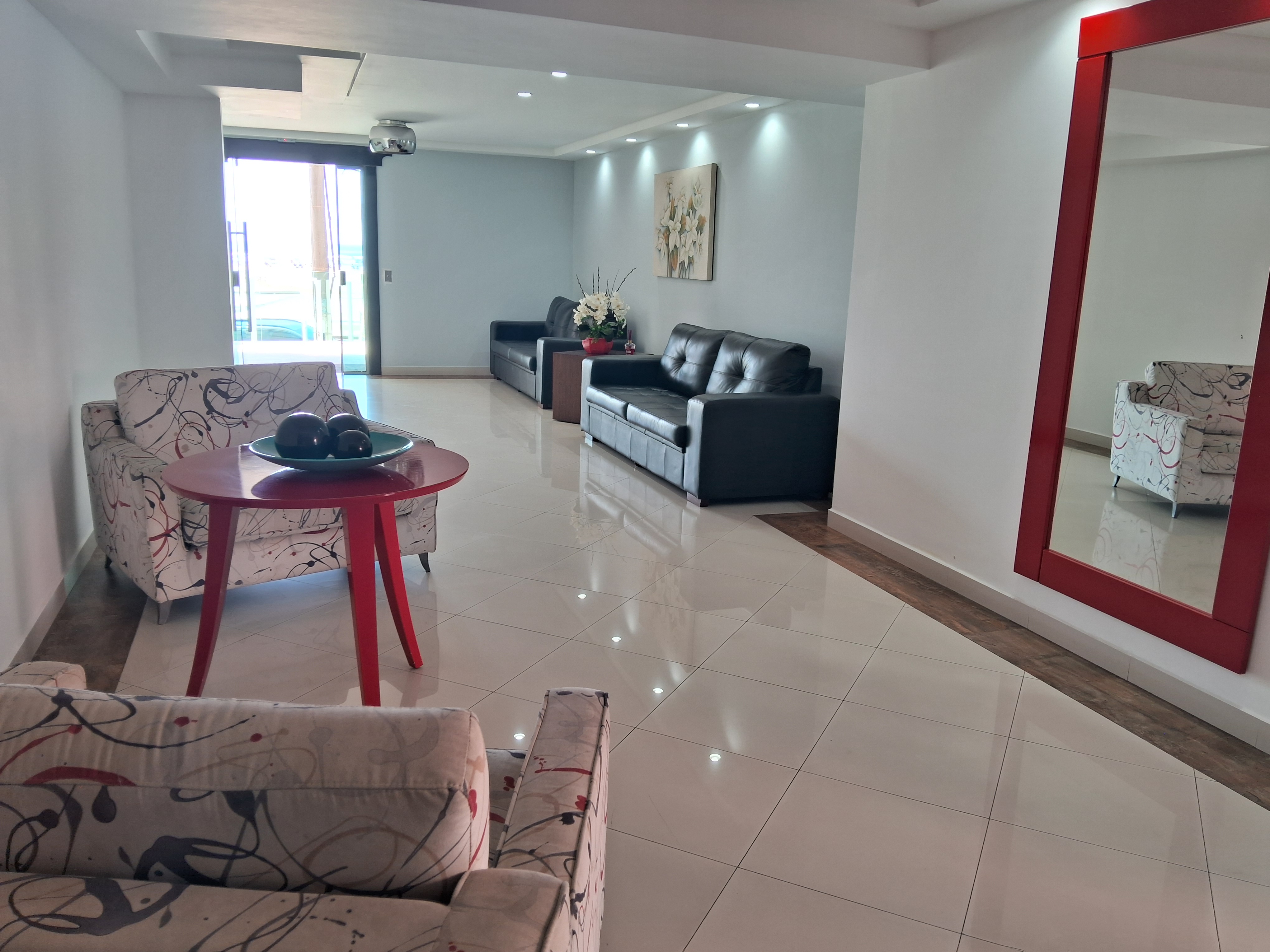 Imagem Apartamento com 3 Quartos à Venda, 127 m²em Guilhermina - Praia Grande Imagem Apartamento com 3 Quartos à Venda, 127 m²em Guilhermina - Praia Grande