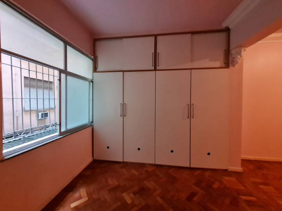 Imagem Apartamento com 2 Quartos à Venda, 121 m² em Leme - Rio de Janeiro Imagem Apartamento com 2 Quartos à Venda, 121 m² em Leme - Rio de Janeiro