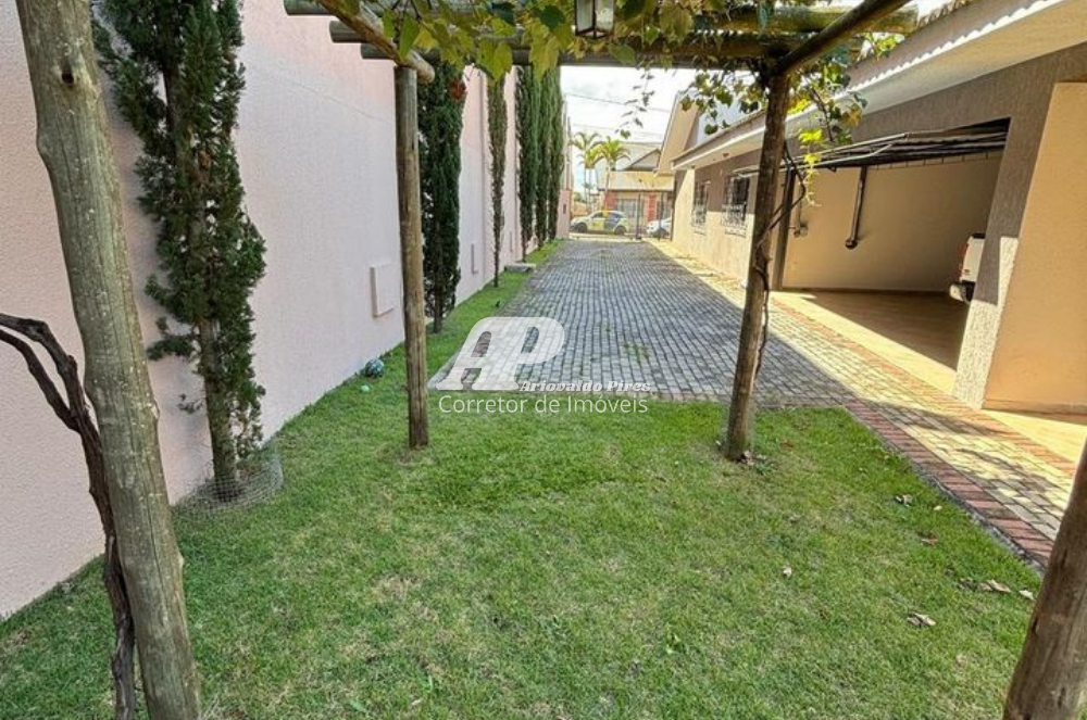 Imagem Casa com 3 Quartos à Venda, 259 m²em Orfãs - Ponta Grossa Imagem Casa com 3 Quartos à Venda, 259 m²em Orfãs - Ponta Grossa