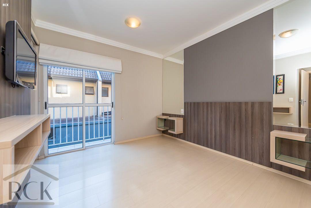 Imagem Sobrado com 3 Quartos à Venda, 162 m²em Uberaba - Curitiba Imagem Sobrado com 3 Quartos à Venda, 162 m²em Uberaba - Curitiba