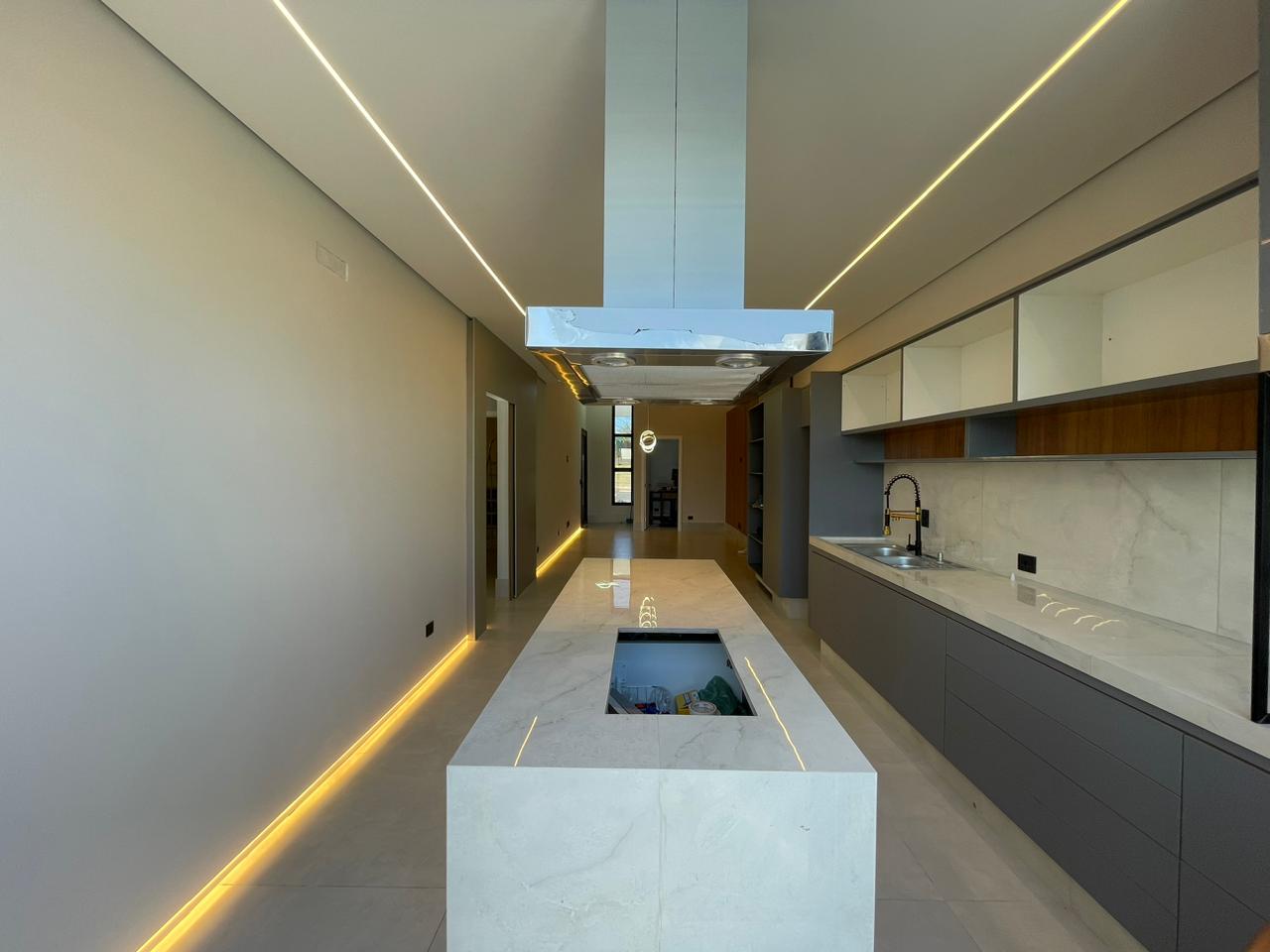 Imagem Casa de Condomínio com 3 Quartos à Venda, 150 m²em Loteamento Residencial e Comercial Fazenda São Sebastião - Marília