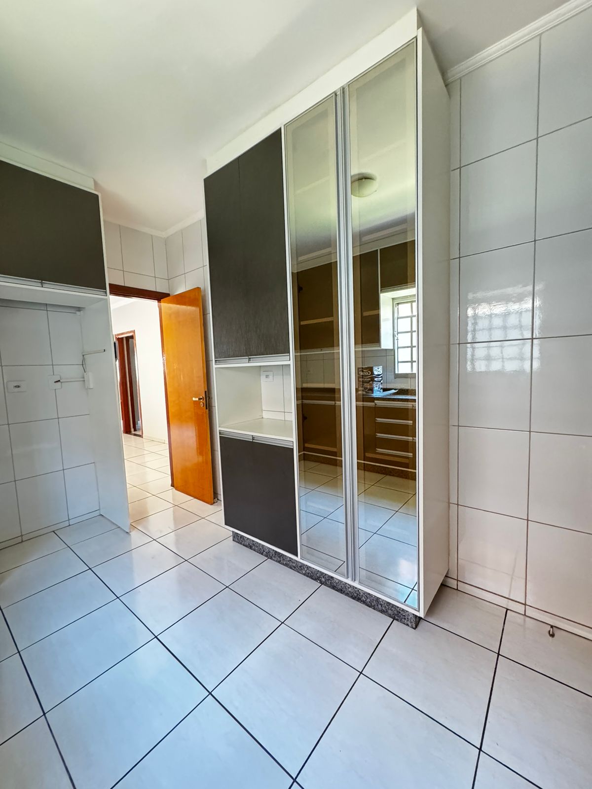 Imagem Casa com 3 Quartos à Venda, 170 m²em Bairro Seminário - Campo Grande Imagem Casa com 3 Quartos à Venda, 170 m²em Bairro Seminário - Campo Grande