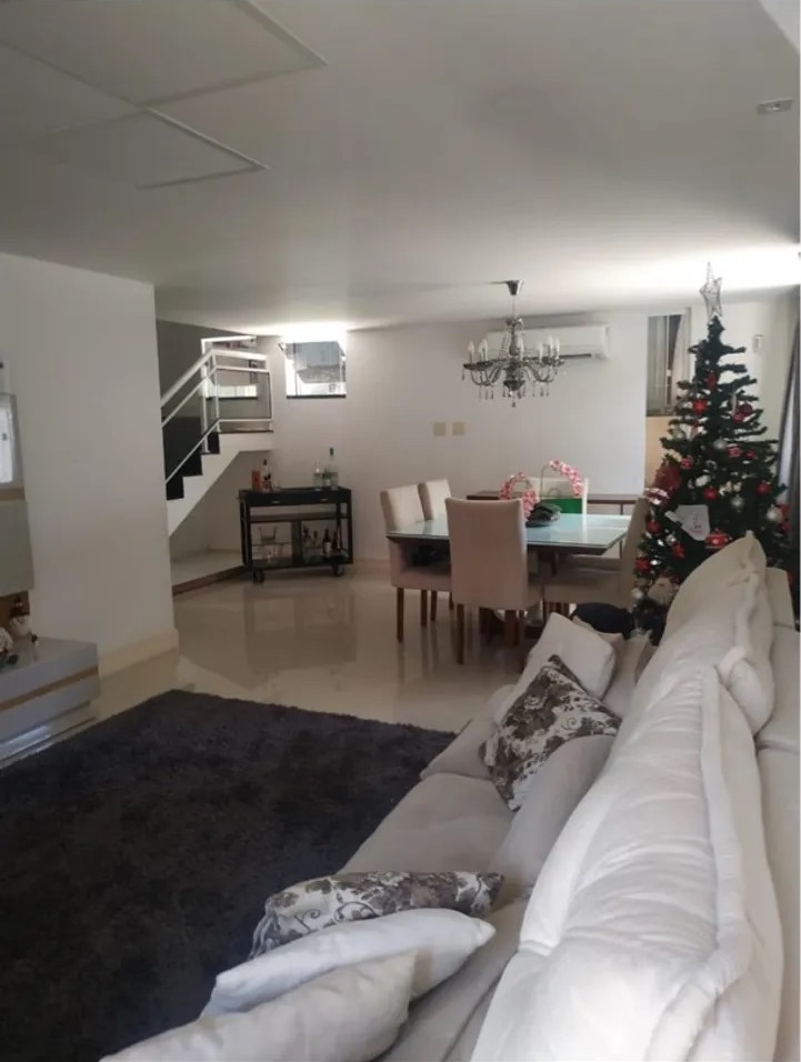 Imagem Casa de Condomínio com 3 Quartos à Venda, 270 m² em São Francisco - Niterói Imagem Casa de Condomínio com 3 Quartos à Venda, 270 m² em São Francisco - Niterói