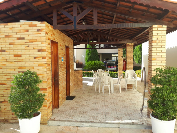 Imagem Casa com 4 Quartos à Venda, 123 m² em Vila União - Fortaleza Imagem Casa com 4 Quartos à Venda, 123 m² em Vila União - Fortaleza