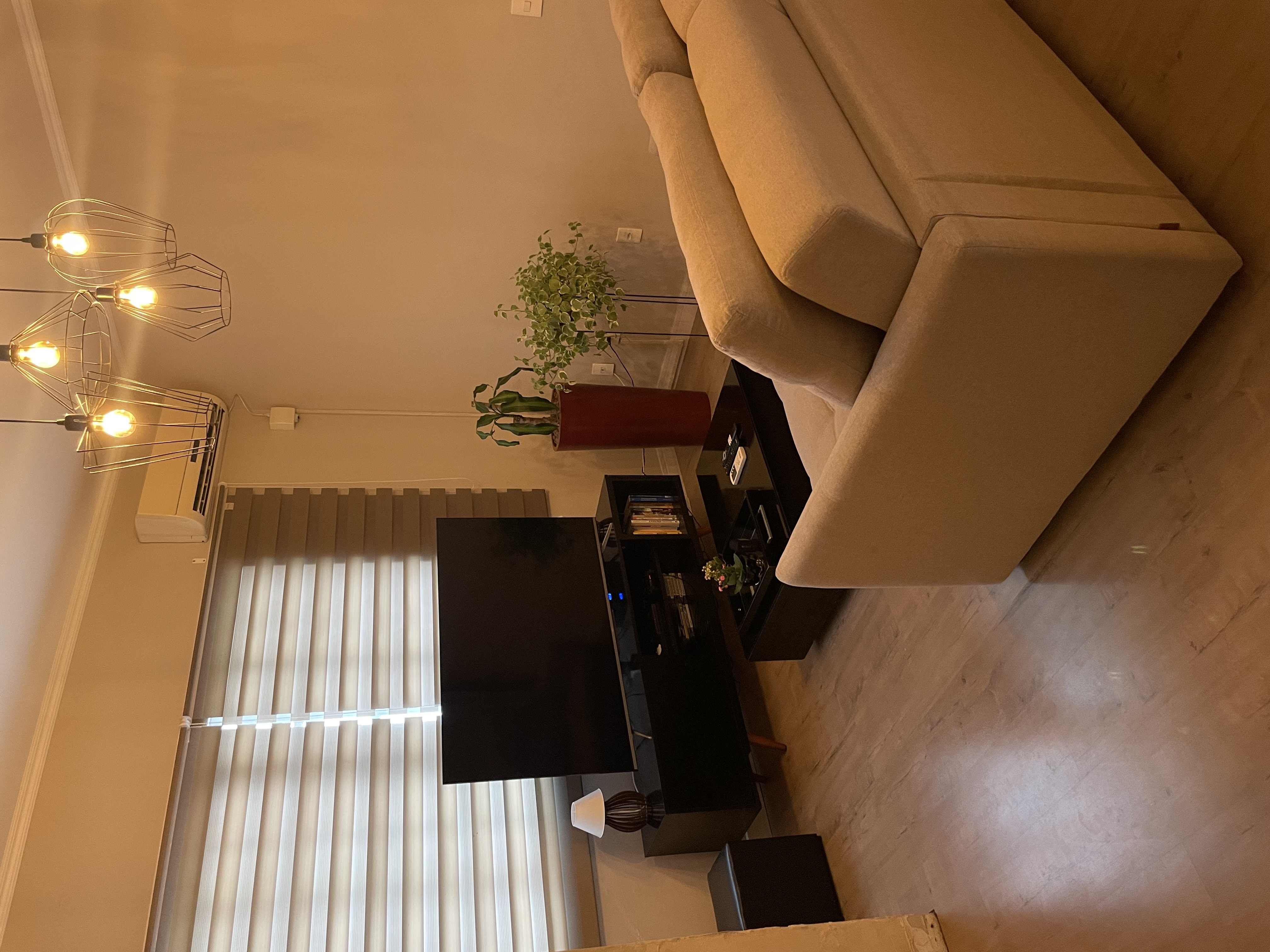 Imagem Sobrado com 3 Quartos à Venda, 280 m²em Jardim Iririú - Joinville