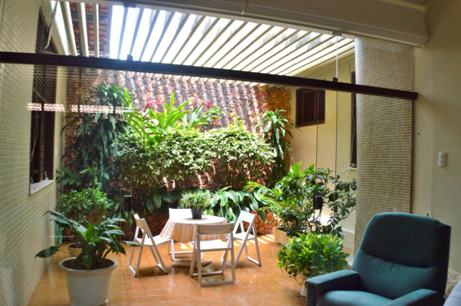 Casa com 5 Quartos à Venda, 600 m² em Calhau - São Luís
