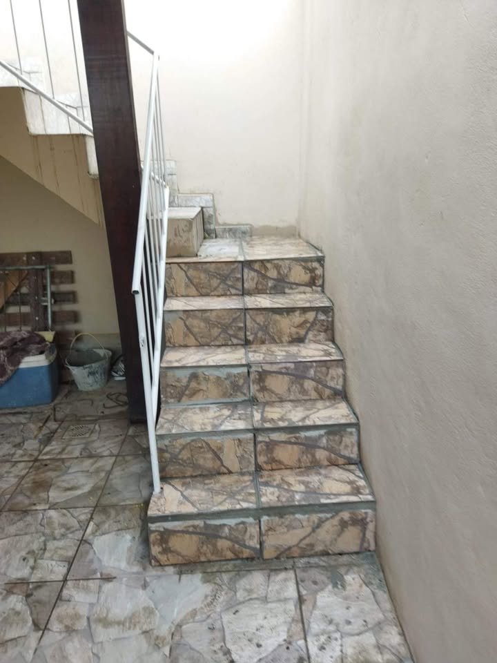 Imagem Imóvel com 2 Quartos à Venda, 120 m² em Bangu - Rio de Janeiro Imagem Imóvel com 2 Quartos à Venda, 120 m² em Bangu - Rio de Janeiro