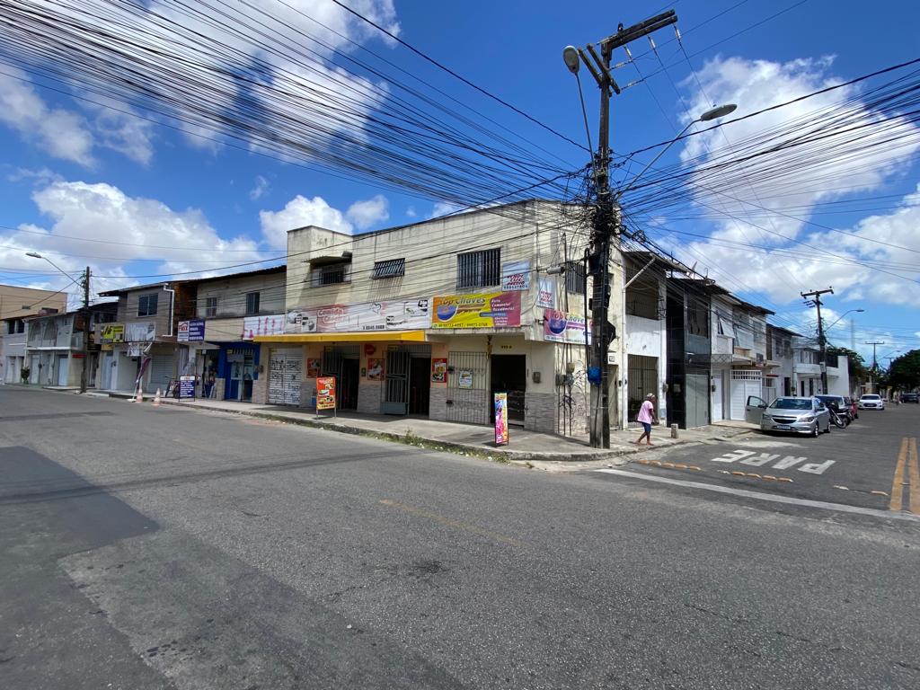 Imagem Imóvel Comercial à Venda ou Locação, 240 m²em Jóquei Clube - Fortaleza