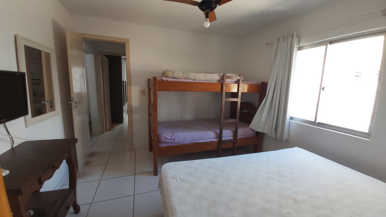 Imagem Apartamento com 2 Quartos para Temporada,  em Meia Praia - Itapema